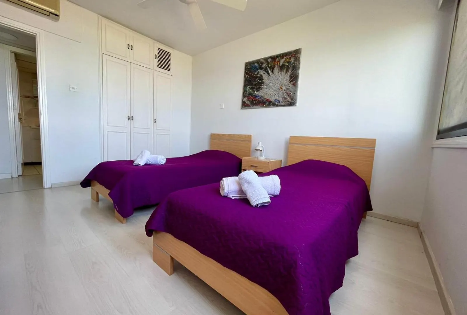Daire Sea View Suite In Makenzy Larnaca Kıbrıs