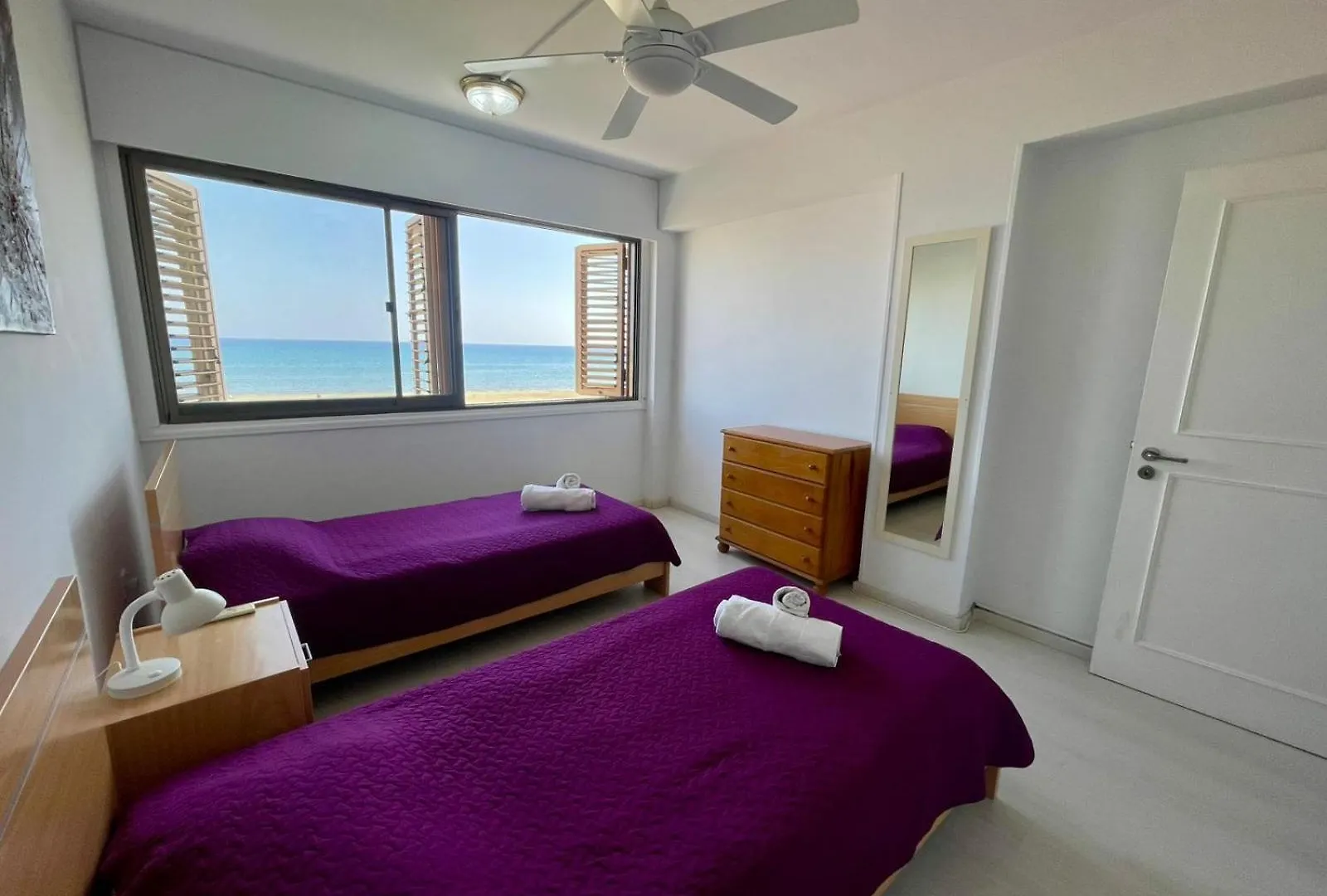 Sea View Suite In Makenzy Larnaca Daire