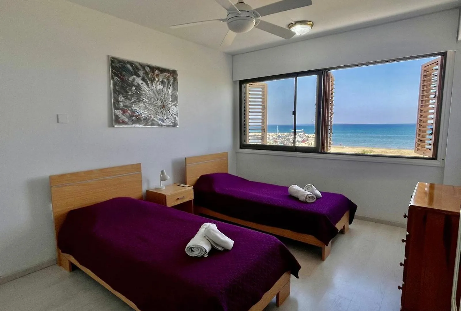 Sea View Suite In Makenzy Larnaca Daire
